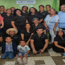 Asistencia a la Obra Teatral LA GUERRA DEL BANANO en la Escuela Normal de Santiago